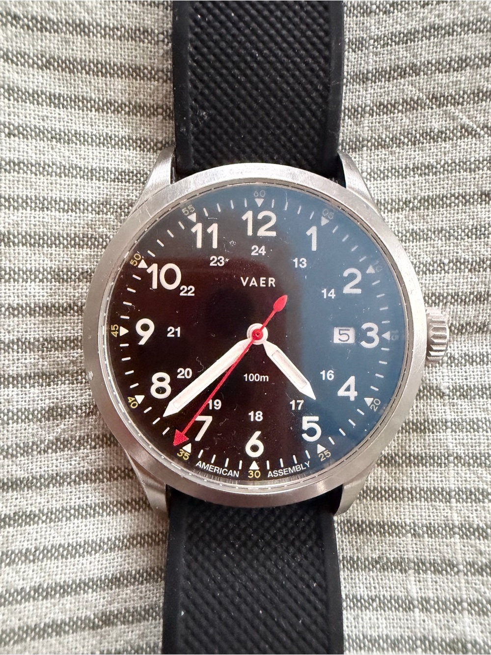 Vaer Men's Black Dial Field Watch with Red Accents